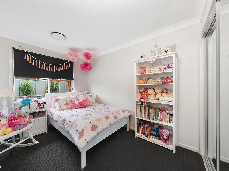 4 Zinfandel Circuit, Cessnock NSW 2325