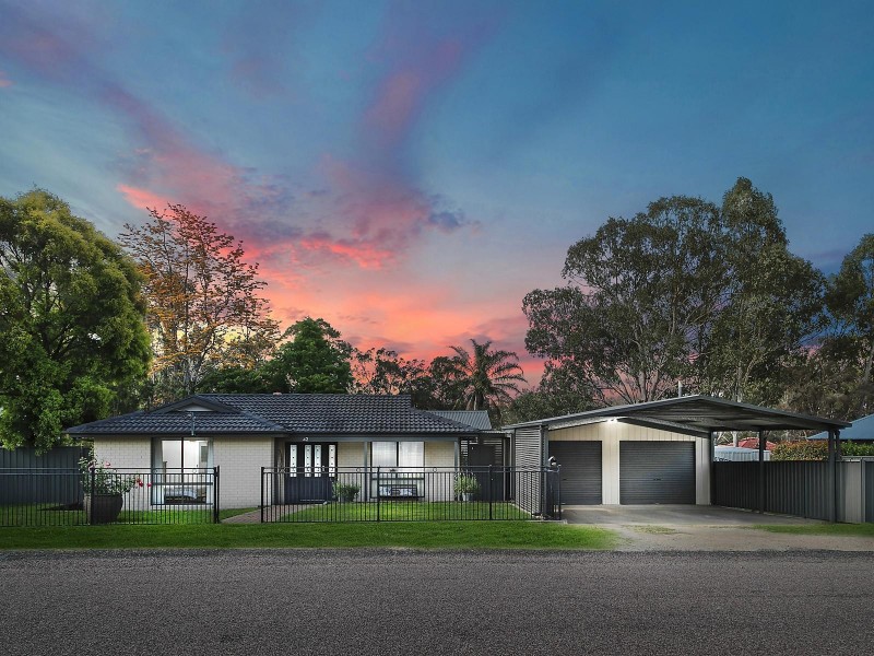 42 Alexander Street, Ellalong NSW 2325