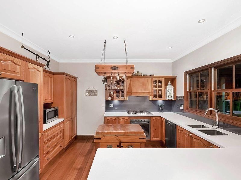 10 Bennelong Place, East Kurrajong NSW 2758