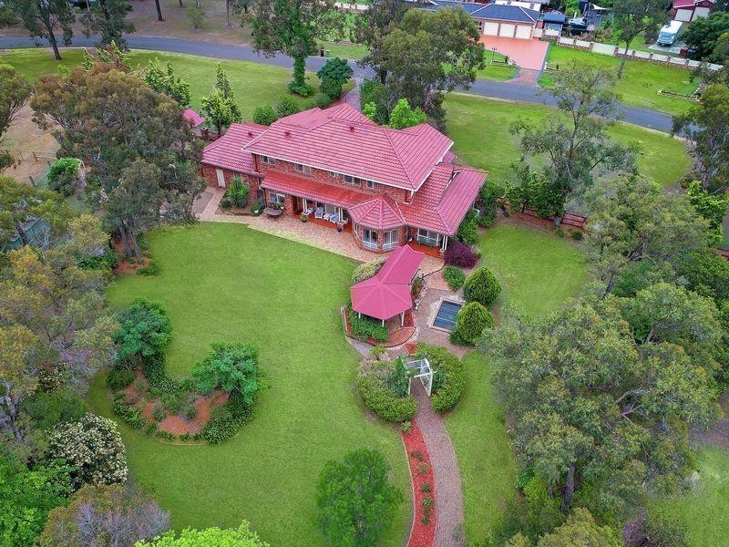 63 Wavehill Avenue, Windsor Downs NSW 2756