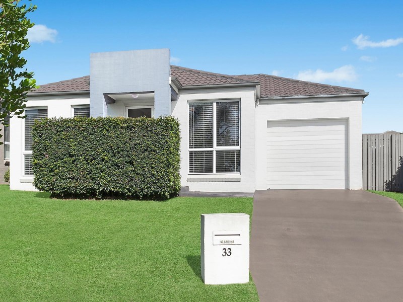 33 Ashtead Parade, Stanhope Gardens NSW 2768