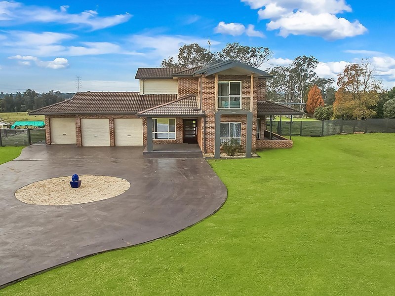 197 Willeroo Drive, Windsor Downs NSW 2756