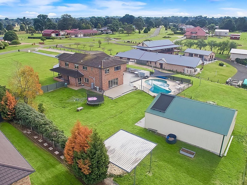 197 Willeroo Drive, Windsor Downs NSW 2756