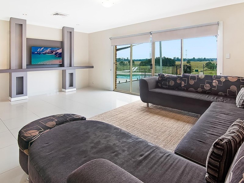 197 Willeroo Drive, Windsor Downs NSW 2756