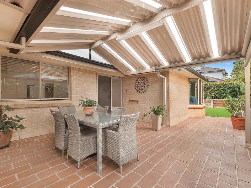 15 Purton Street, Stanhope Gardens NSW 2768