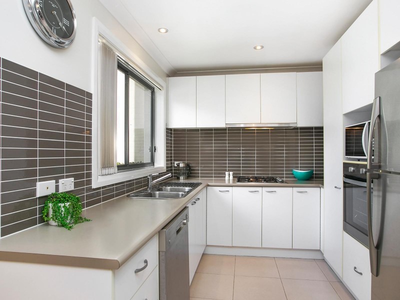 186 Stanhope Parkway, Stanhope Gardens NSW 2768