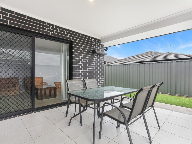 13 Titania Street, Riverstone NSW 2765