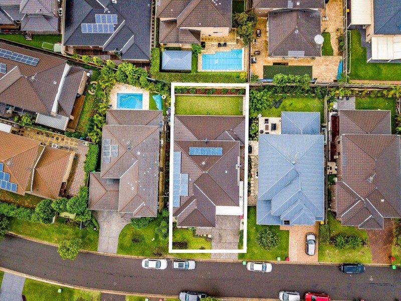 6 Chessington Terrace, Beaumont Hills NSW 2155