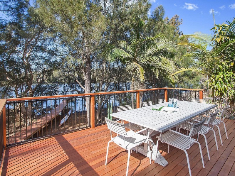 311B The Round Drive, Avoca Beach NSW 2251