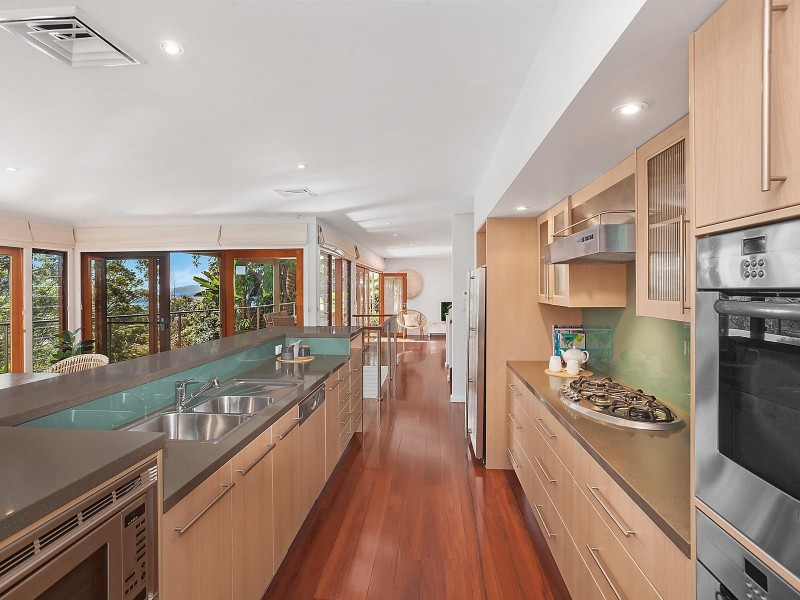 49 Arden Avenue, Avoca Beach NSW 2251