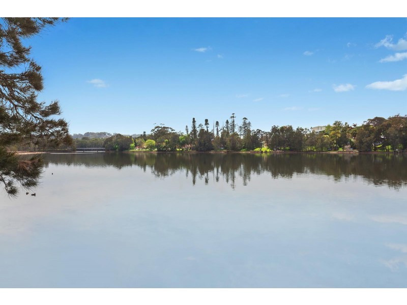 291A The Round Drive, Avoca Beach NSW 2251