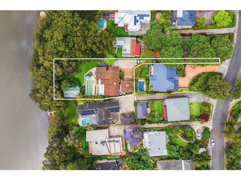 291A The Round Drive, Avoca Beach NSW 2251