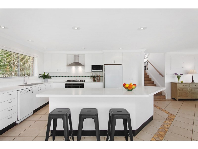 87 Del Monte Place, Copacabana NSW 2251