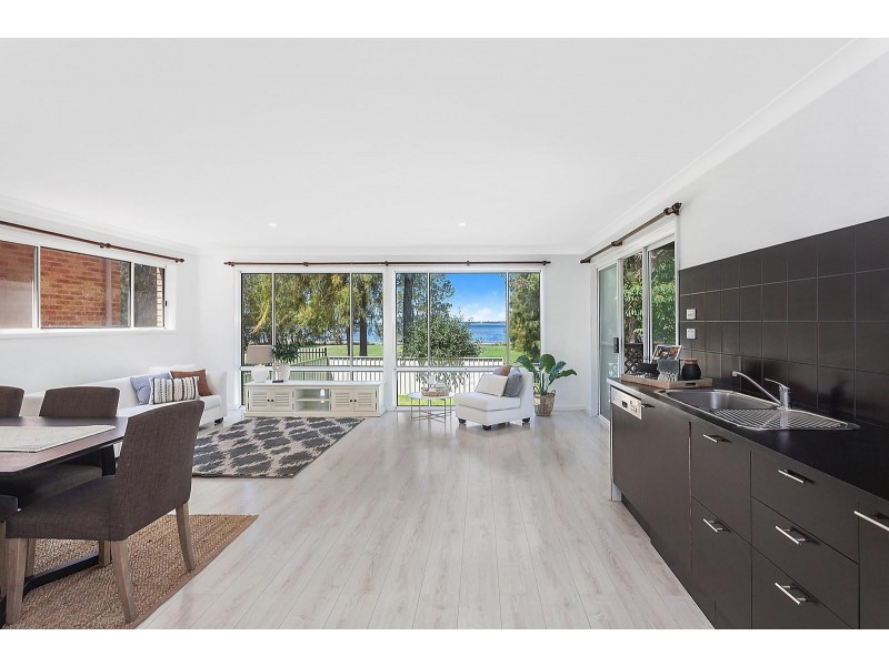 357 Lakedge Avenue, Berkeley Vale NSW 2261