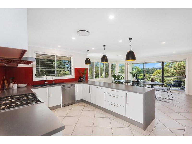 132 Hillside Road, Avoca Beach NSW 2251