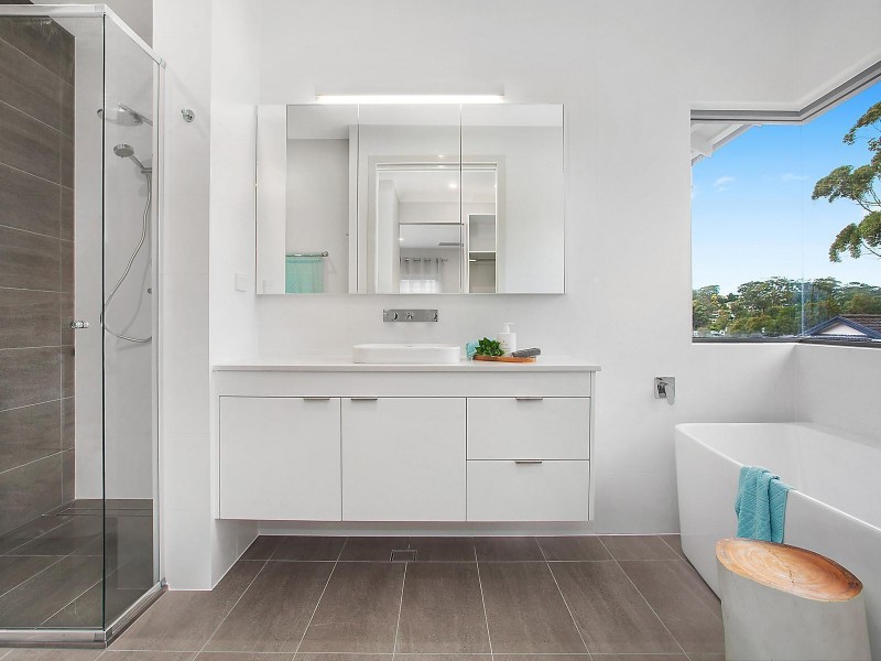 311 The Round Drive, Avoca Beach NSW 2251