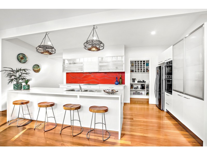 11 Hill Street, Scotts Head NSW 2447