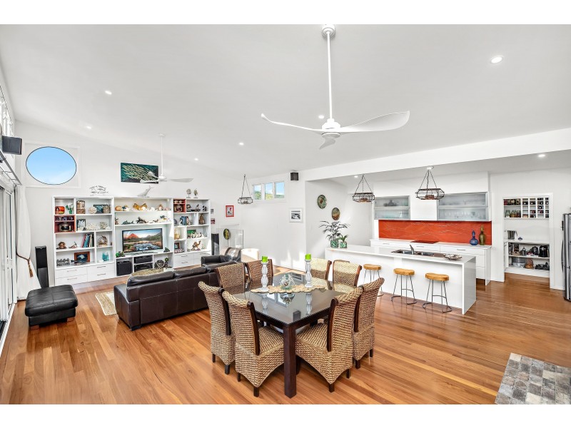 11 Hill Street, Scotts Head NSW 2447