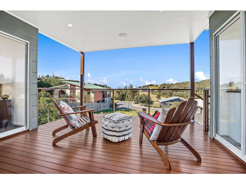 11 Hill Street, Scotts Head NSW 2447
