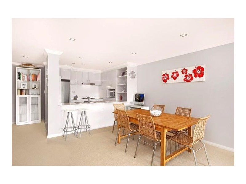 8/2  Berry Avenue, North Narrabeen NSW 2101