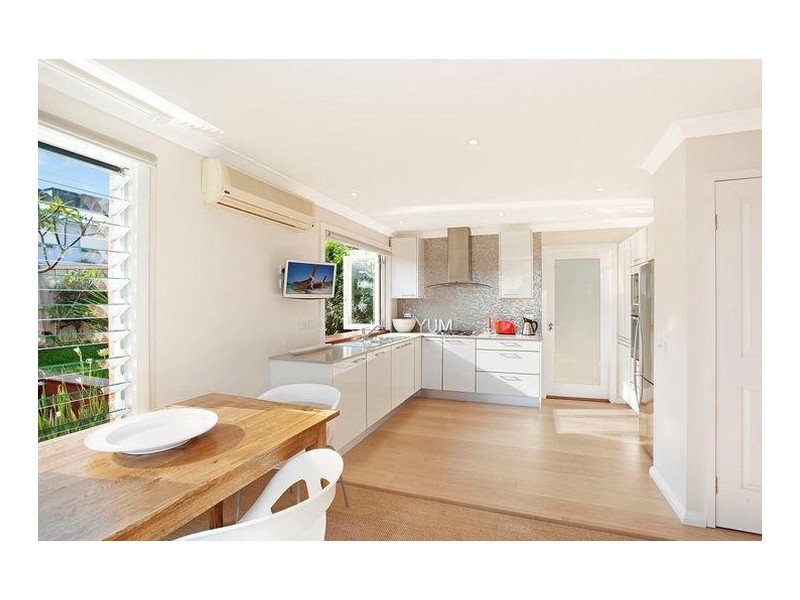 84A Headland Road, North Curl Curl NSW 2099