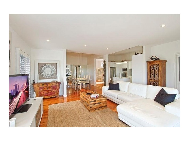 57 Gardere Avenue, Curl Curl NSW 2096