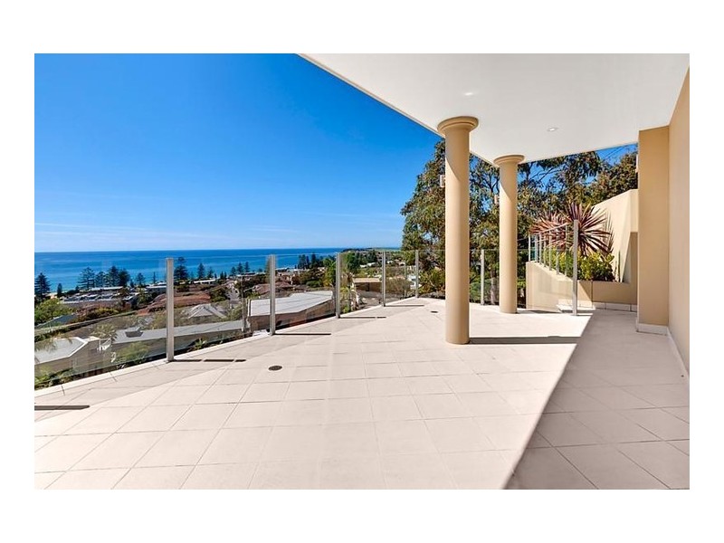 10A Graylind Close, Collaroy NSW 2097