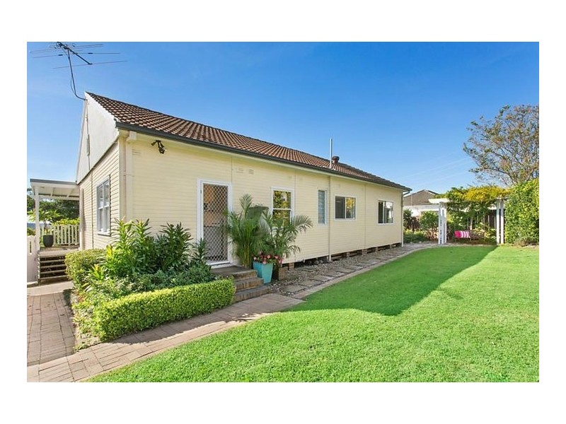 3 Karoola Street, Narraweena NSW 2099