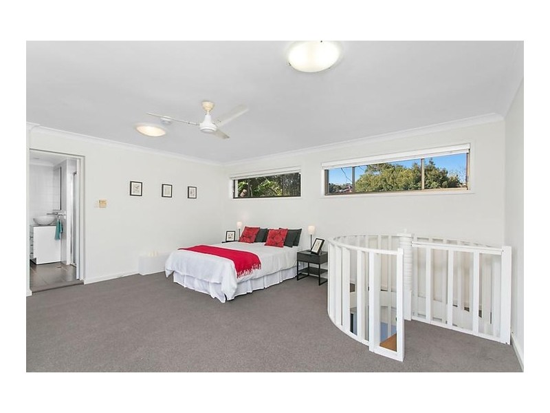 1 Billarong Avenue, Dee Why NSW 2099