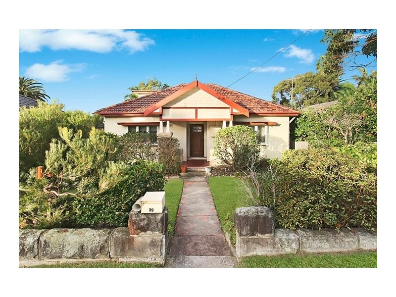 39 Hay Street, Collaroy NSW 2097