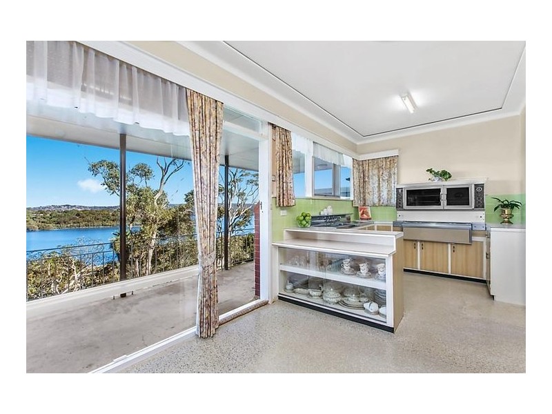 63 Woorarra Avenue, North Narrabeen NSW 2101