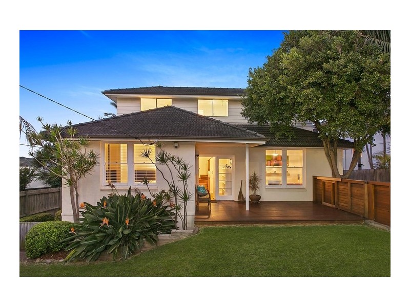 22 Farnell Street, Curl Curl NSW 2096