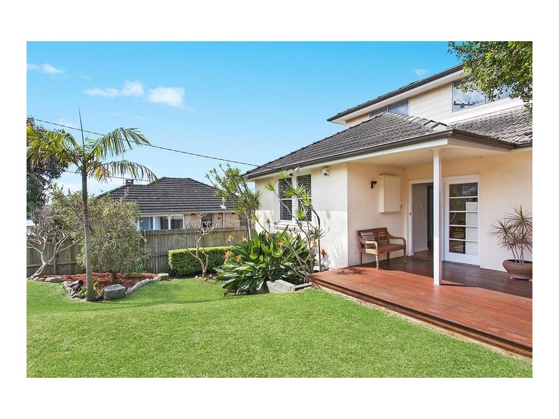 22 Farnell Street, Curl Curl NSW 2096