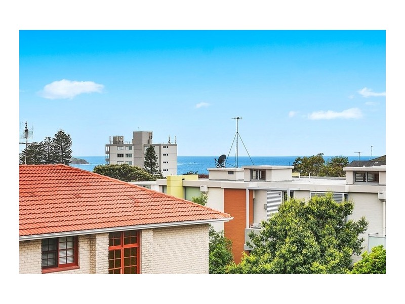 6/2 Banksia Street, Dee Why NSW 2099