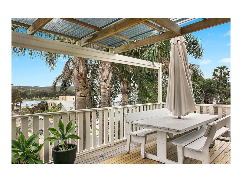 136 Lagoon Street, Narrabeen NSW 2101