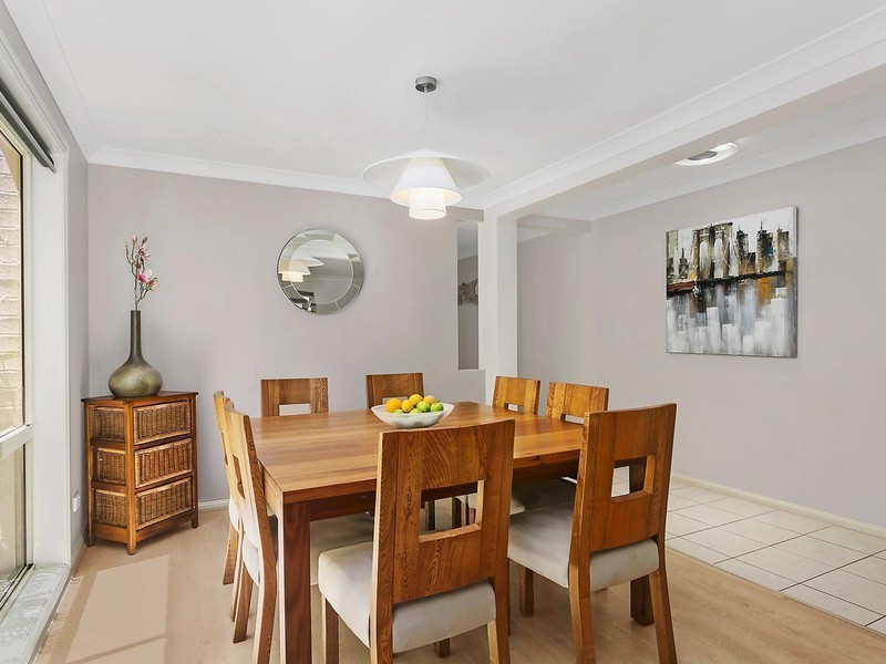 10 Riverine Court, Warriewood NSW 2102