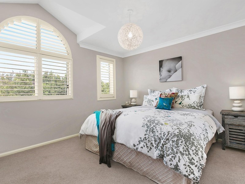 10 Riverine Court, Warriewood NSW 2102