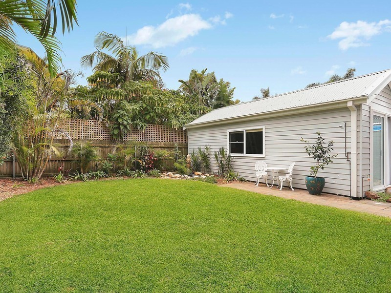 20 Lake Park Road, North Narrabeen NSW 2101