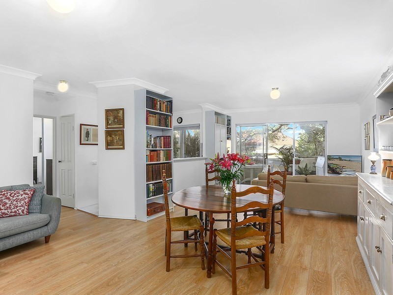 8/2 Clarke Street, Narrabeen NSW 2101