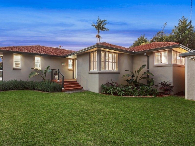 48 Wimbledon Avenue, North Narrabeen NSW 2101