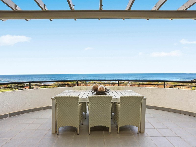 303/18 Ocean Street, Narrabeen NSW 2101