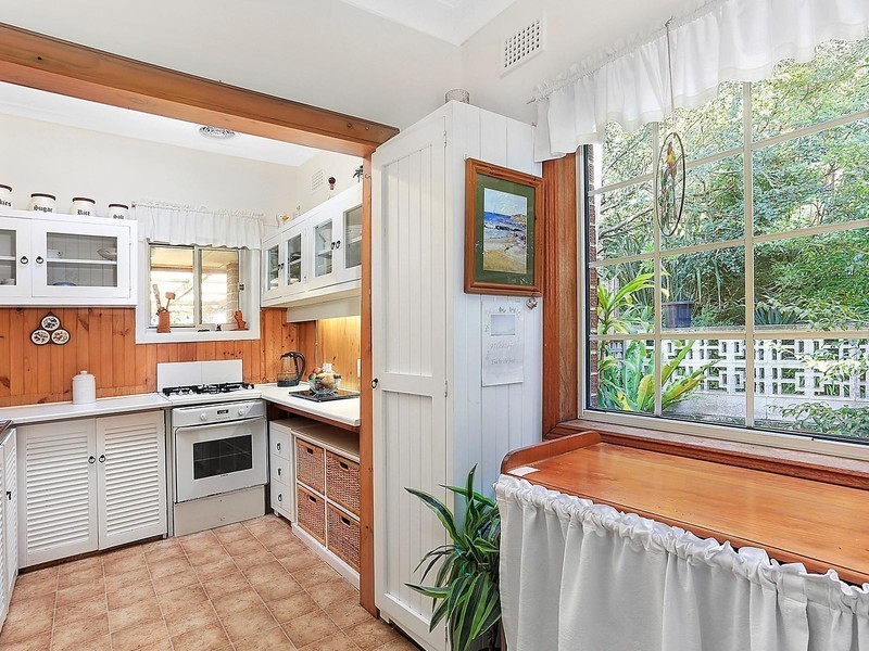 15 Woorarra Avenue, North Narrabeen NSW 2101