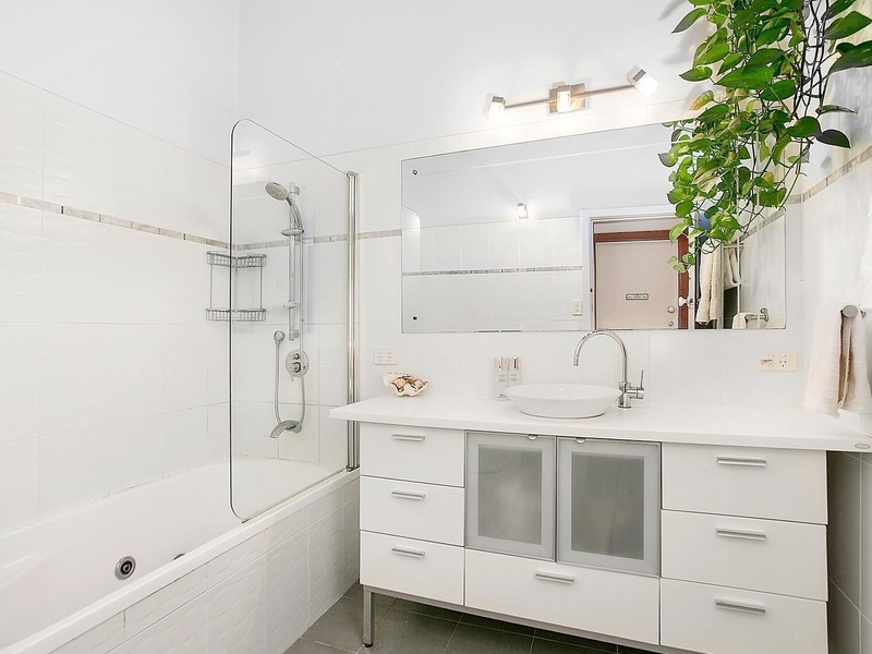 15 Woorarra Avenue, North Narrabeen NSW 2101