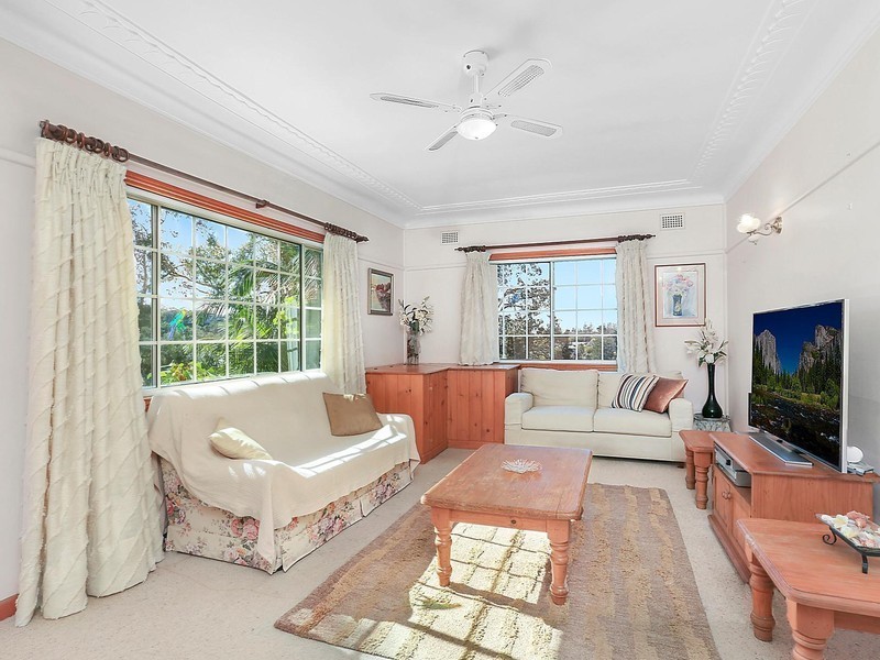 15 Woorarra Avenue, North Narrabeen NSW 2101