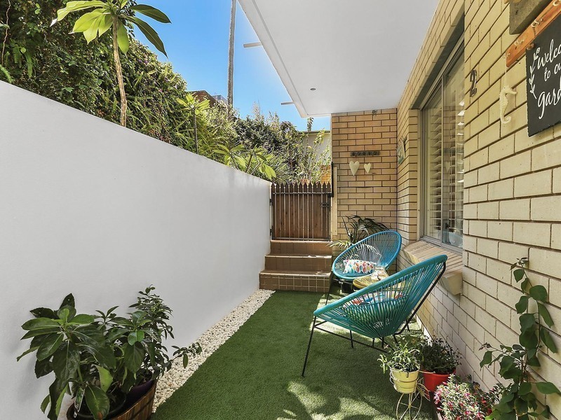 2/15 Jenkins Street, Collaroy NSW 2097