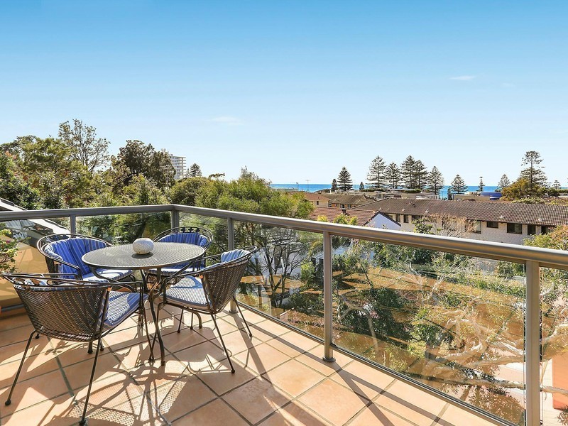 10/11 The Avenue, Collaroy NSW 2097