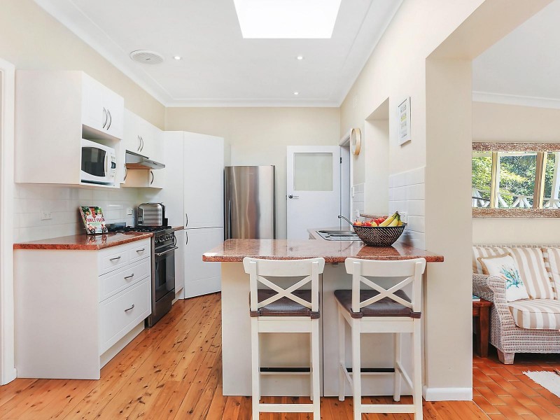 136 Parr Parade, Narraweena NSW 2099