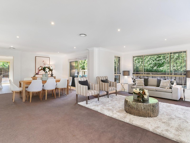 27 Valley View Circuit, Warriewood NSW 2102