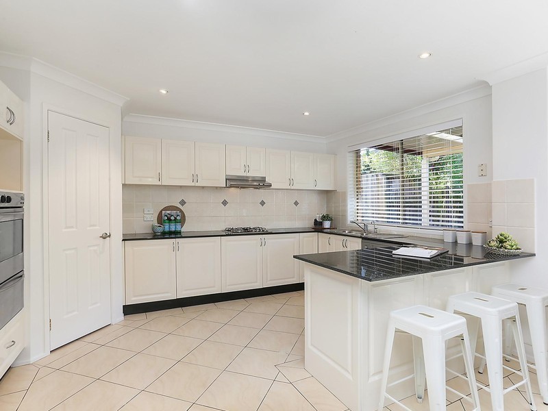 27 Valley View Circuit, Warriewood NSW 2102