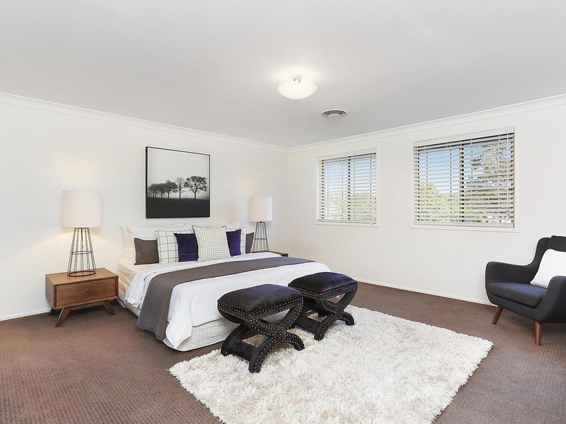 27 Valley View Circuit, Warriewood NSW 2102